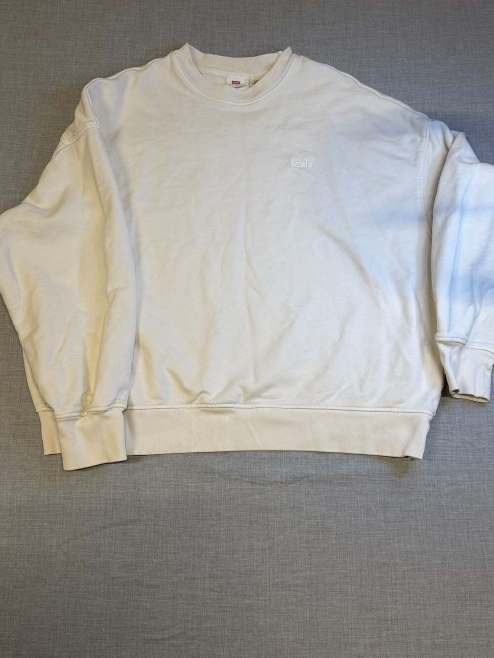 Levi's Embroidered Logo Crewneck Sweatshirt Cream Size L - Picture 2 of 7